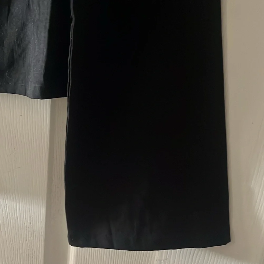 Black front tie shirt with bell sleeve - Picture 5 of 5